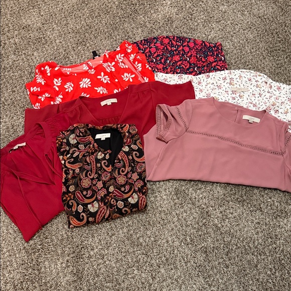 Stylish Women's Blouses - Picture 2 of 2